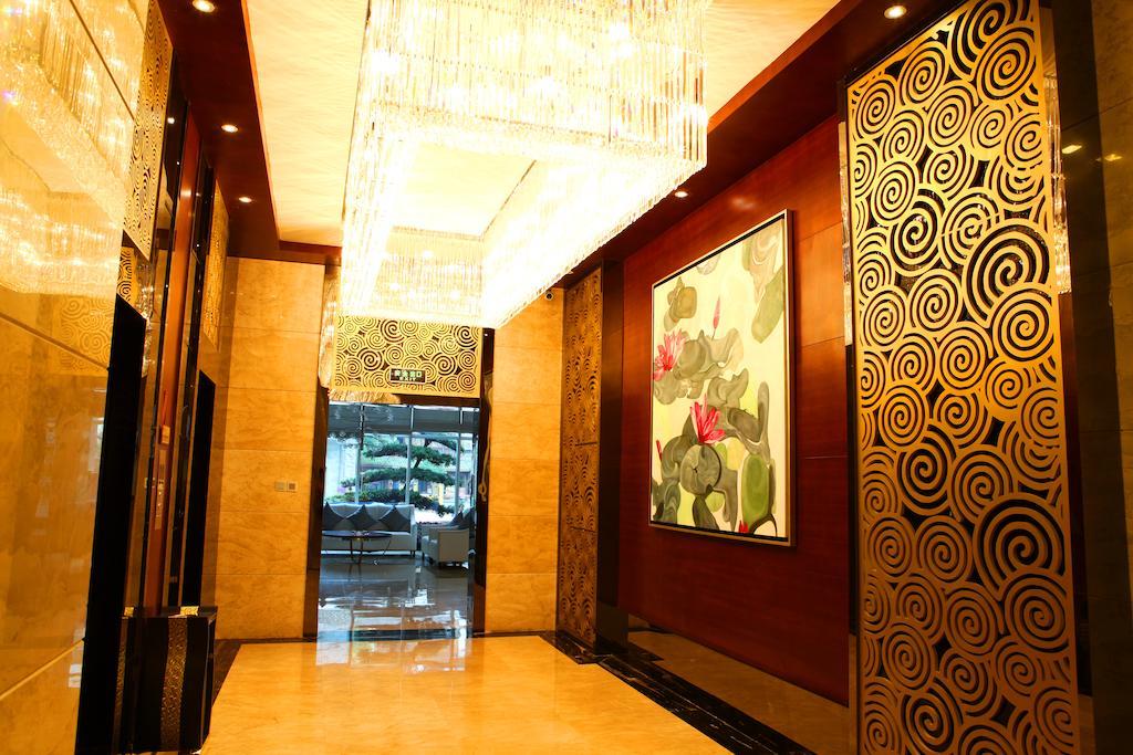 Mingcheng Times Hotel Чэнду Экстерьер фото