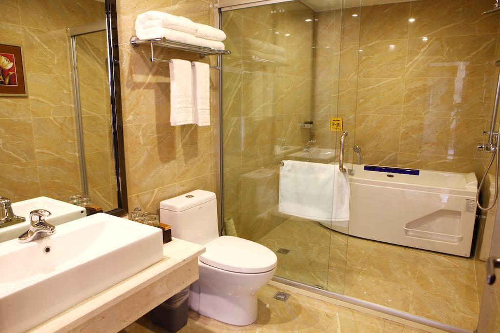 Mingcheng Times Hotel Чэнду Номер фото