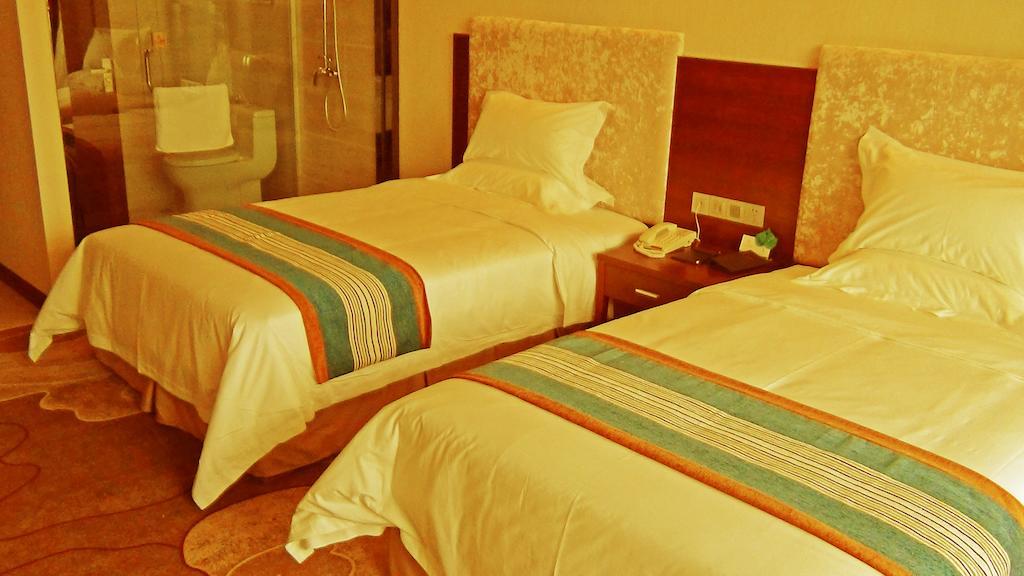 Mingcheng Times Hotel Чэнду Номер фото